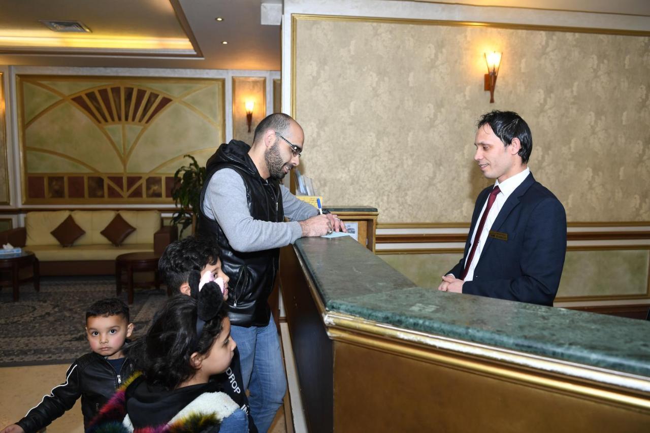 Continental Suite Farwaniya Kuwait City Exteriör bild