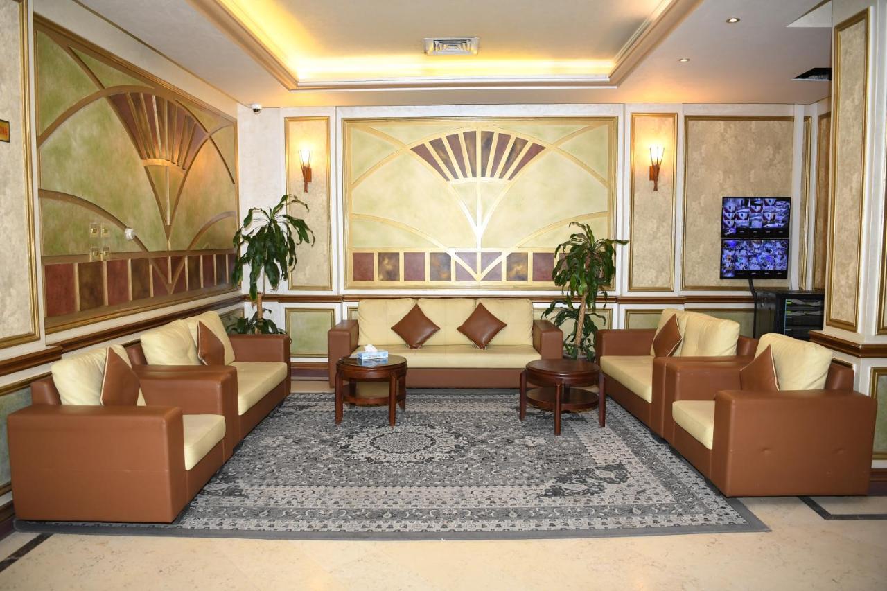 Continental Suite Farwaniya Kuwait City Exteriör bild